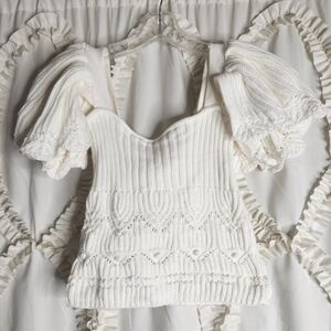 Zara White Ruffle Sleeve Sweater Knit Crop Top sz Small